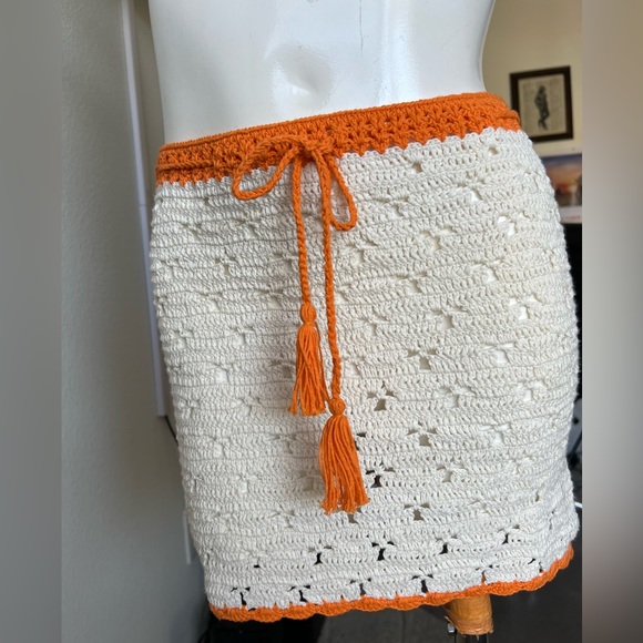 NEW!! $320 Isabelle Quinn - Ramona Crochet Set - Ivory/Citrus- HAND MADE - Picture 7 of 15